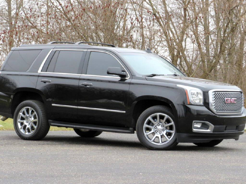 2017 GMC Yukon Denali 5SA