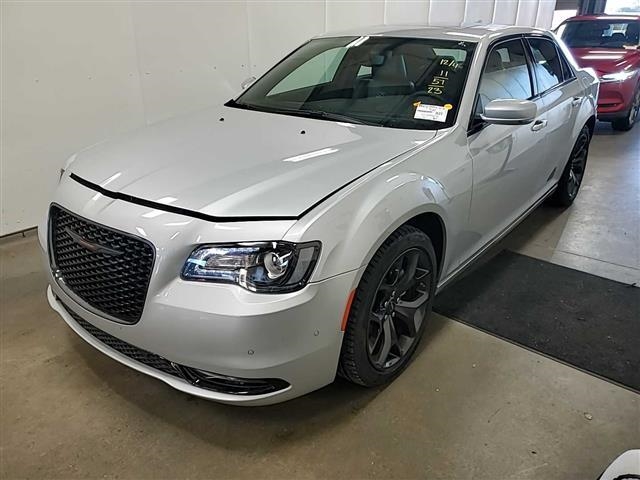 2023 Chrysler 300 300S