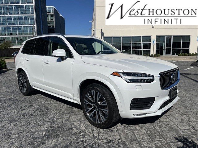 2021 Volvo XC90 T6 Momentum 7-Passenger