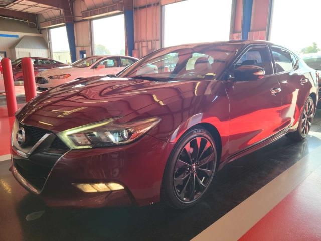 2017 Nissan Maxima SR