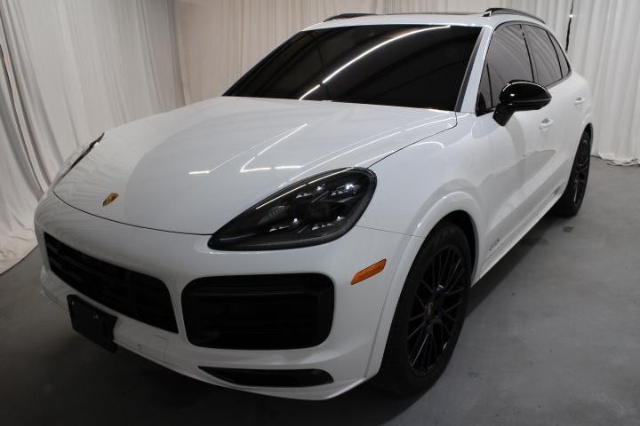 2022 Porsche Cayenne GTS