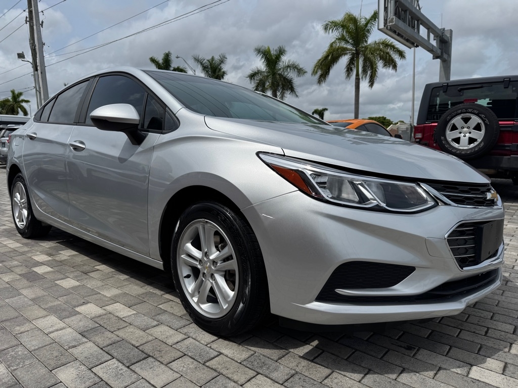2018 Chevrolet Cruze LS Sedan 1SB