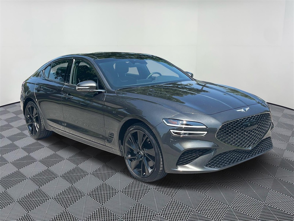 2023 Genesis G70 3.3T Standard