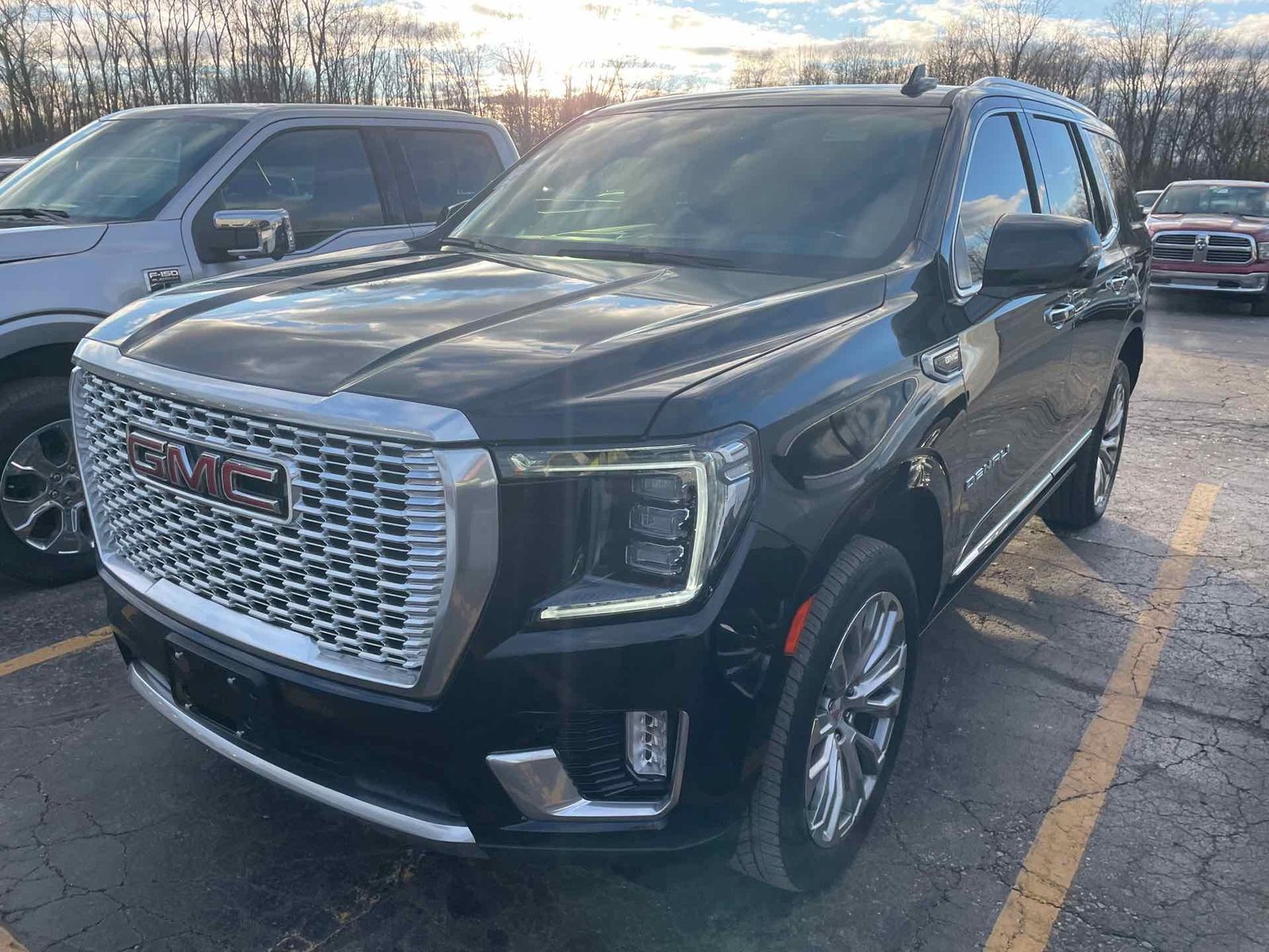 2022 GMC Yukon Denali 5SA