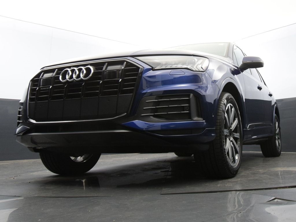 2024 Audi Q7 Premium Plus 45 TFSI