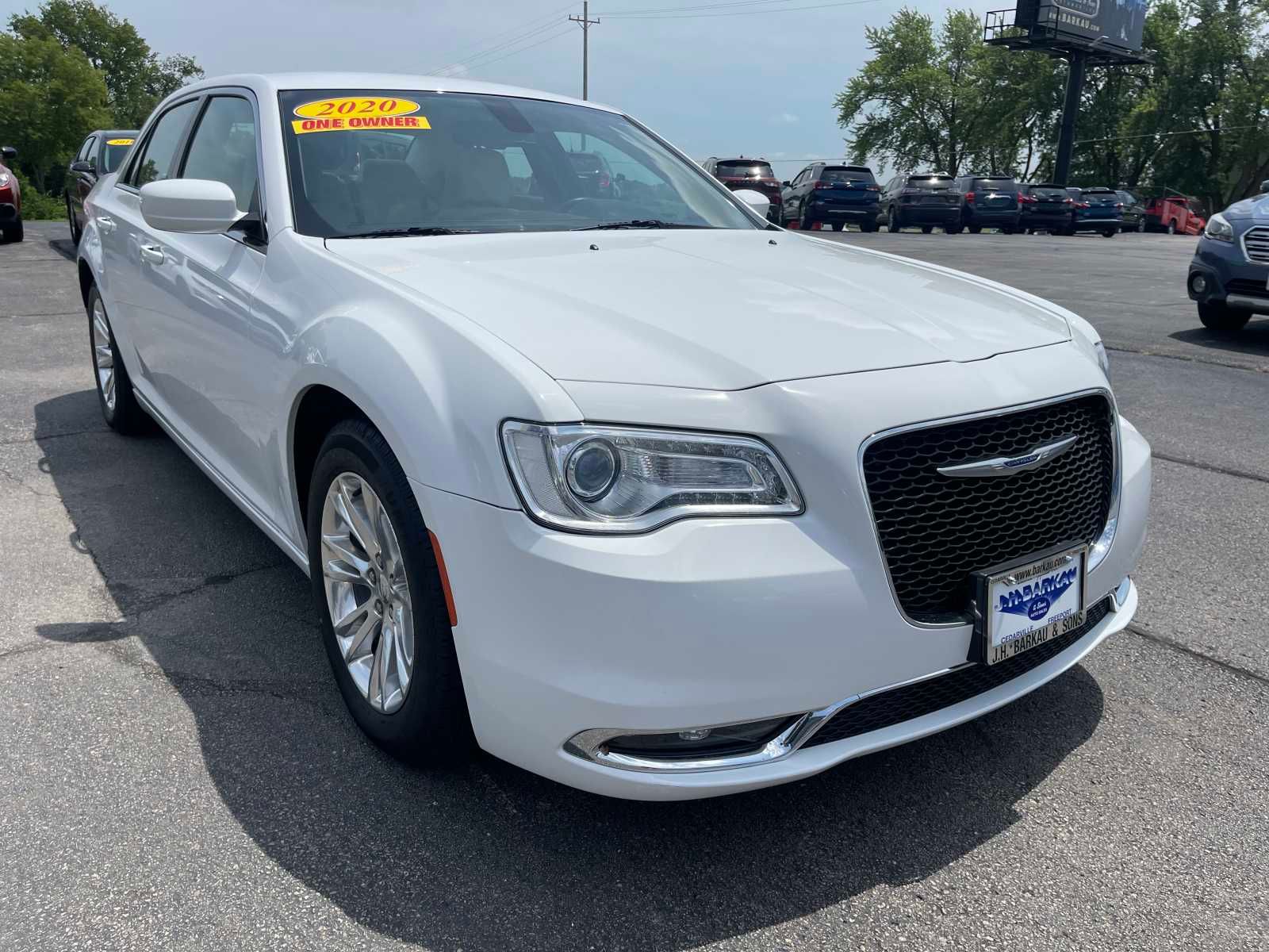 2020 Chrysler 300 Touring L