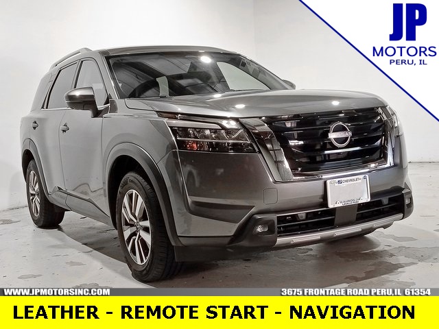 2022 Nissan Pathfinder SL