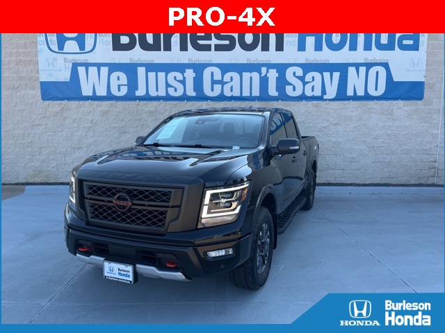 2024 Nissan TITAN PRO-4X Crew Cab Extra Short Bed
