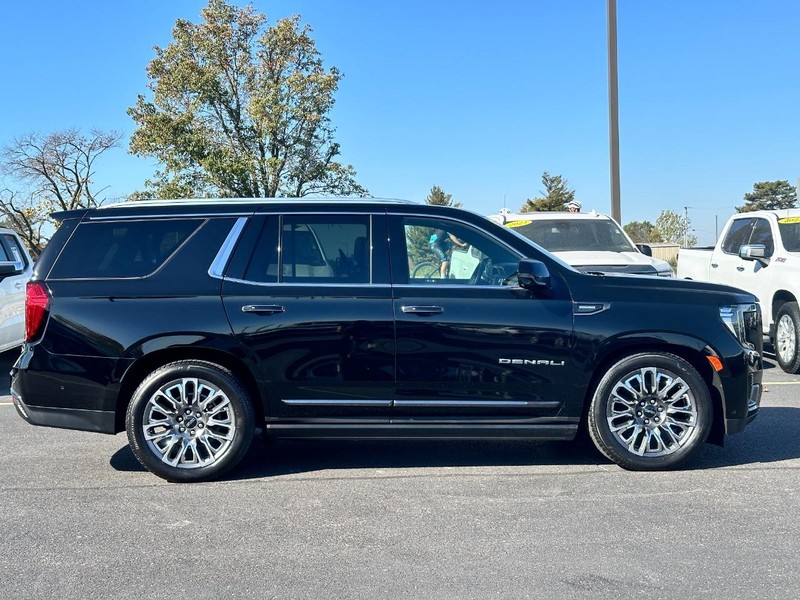 2023 GMC Yukon Denali Ultimate 5SB