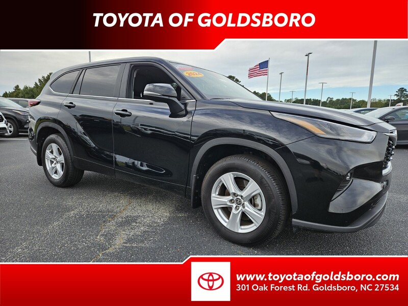 2024 Toyota Highlander LE
