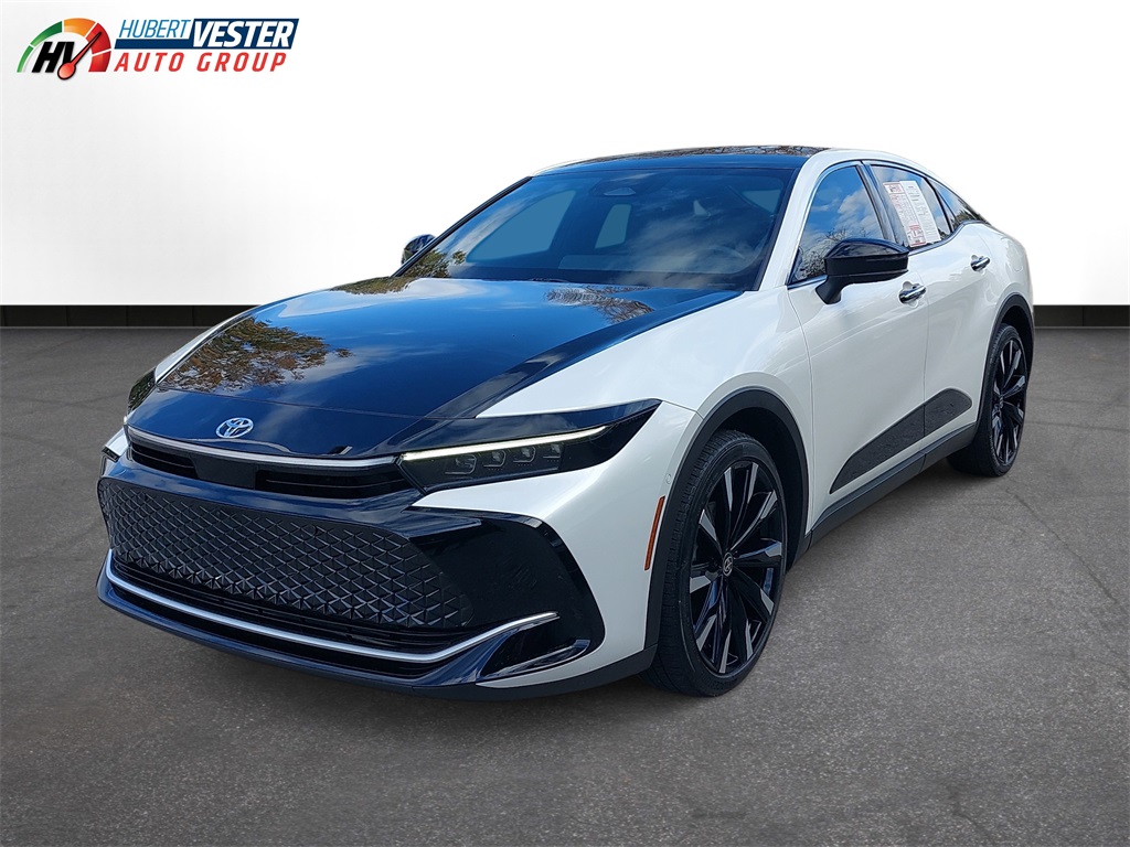 2023 Toyota Crown Platinum