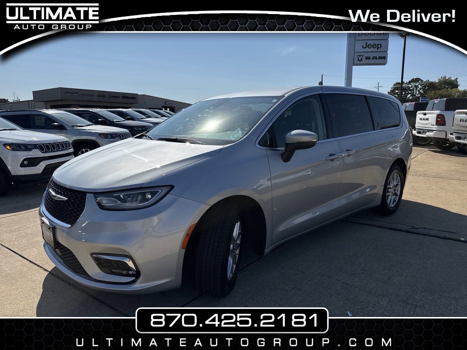 2023 Chrysler Pacifica Touring L 121.6