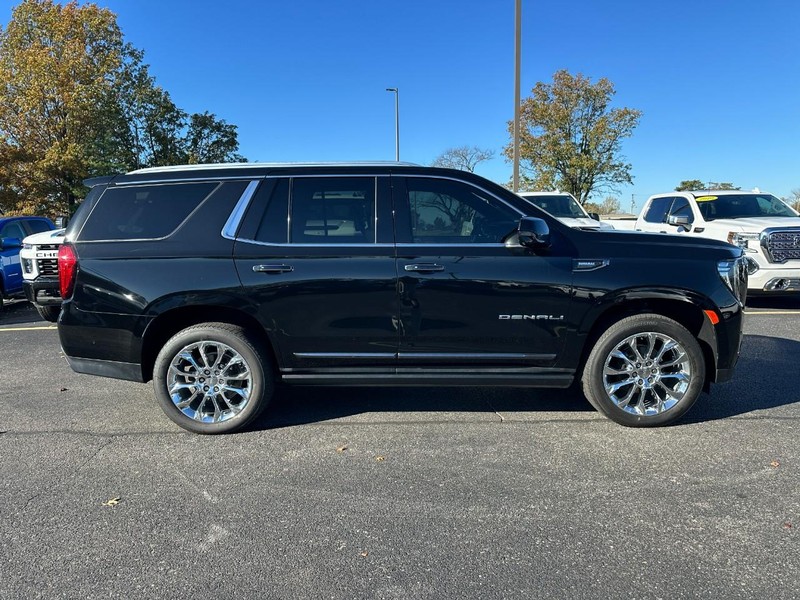 2023 GMC Yukon Denali Ultimate 5SB