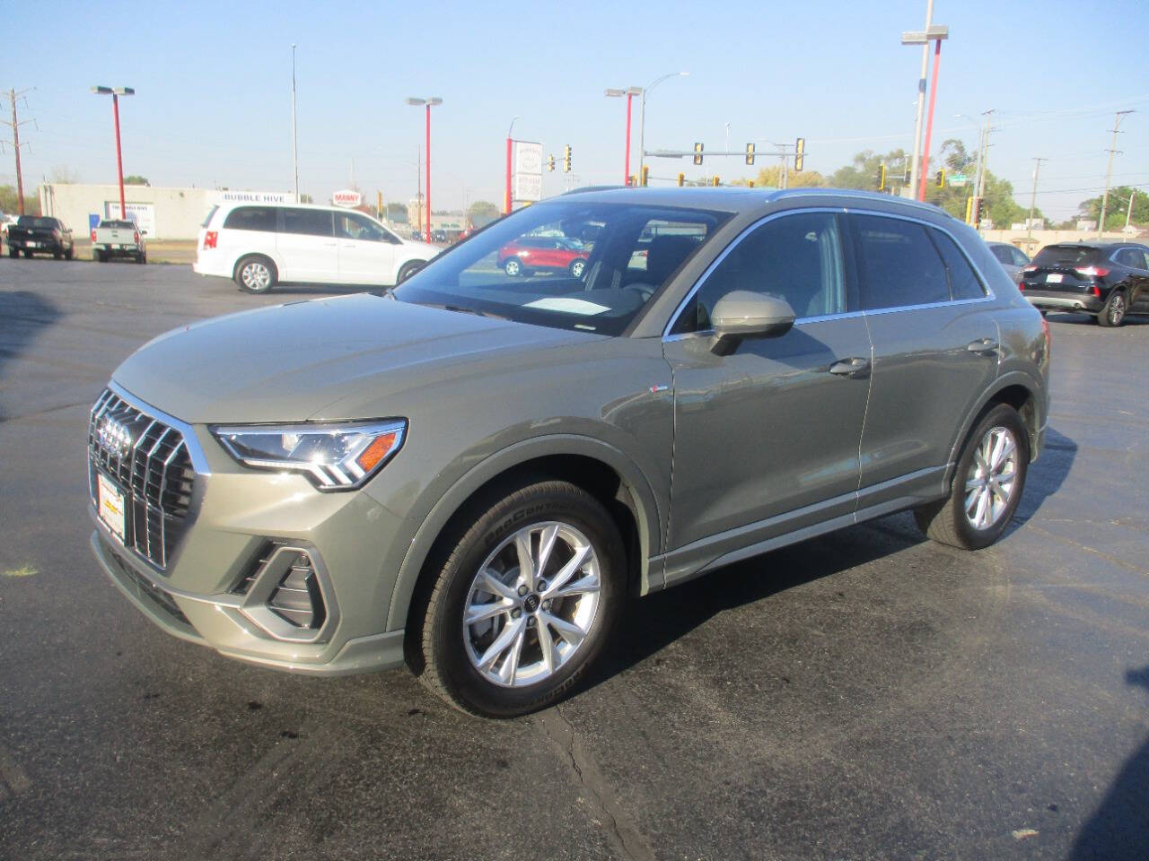 2022 Audi Q3 2.0T S line Premium Plus