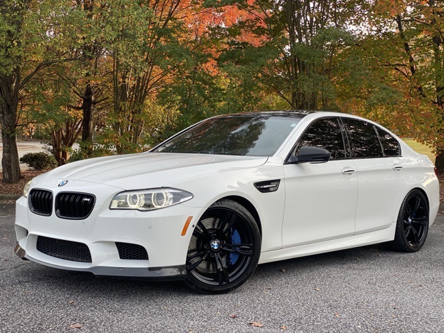2014 BMW M5 Sedan