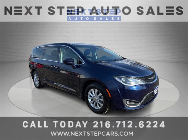2020 Chrysler Pacifica Touring 121.6