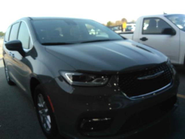 2023 Chrysler Pacifica Touring L 121.6