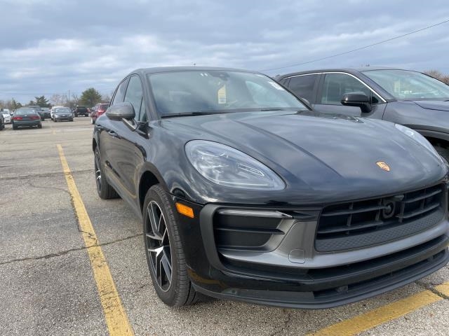 2023 Porsche Macan T