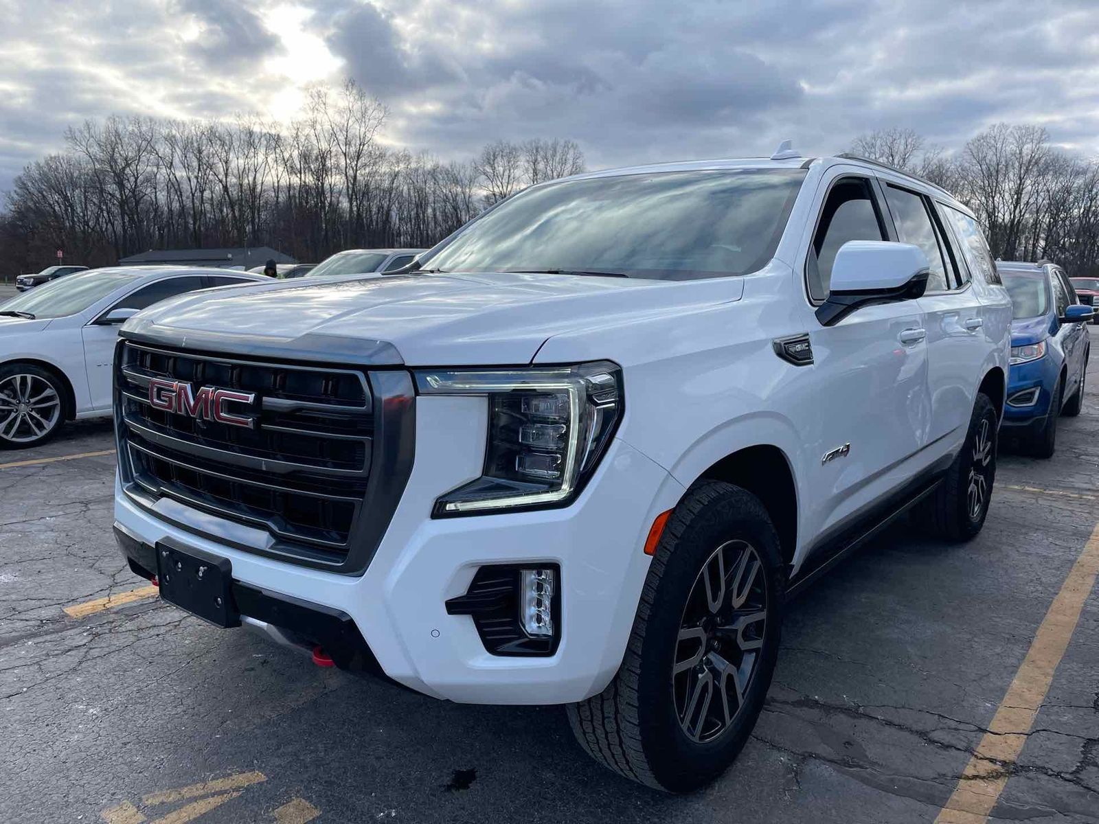 2023 GMC Yukon AT4 4SB