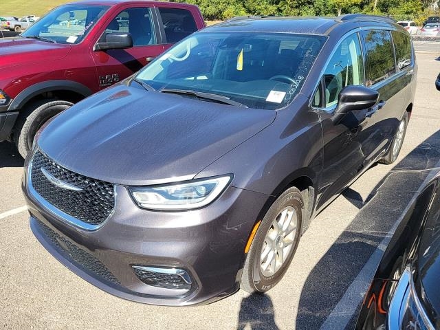 2022 Chrysler Pacifica Touring L 121.6