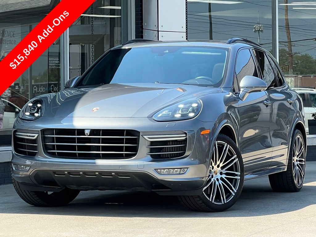 2017 Porsche Cayenne GTS