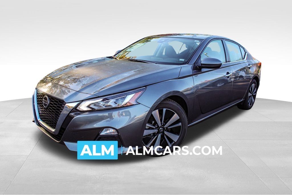 2022 Nissan Altima SV