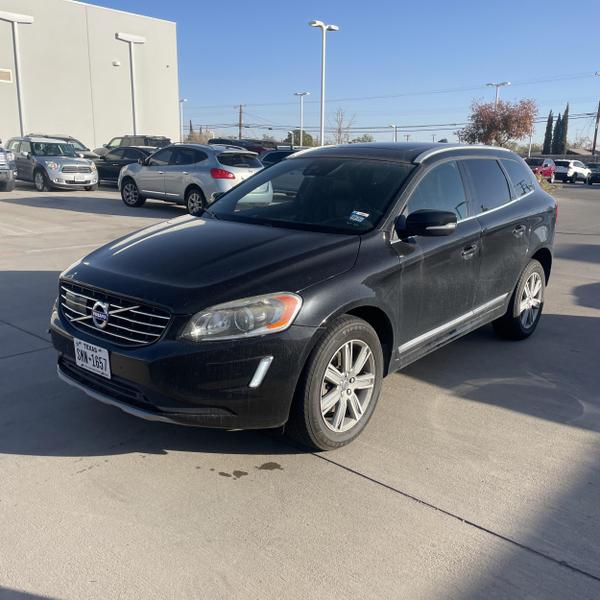 2016 Volvo XC60 T6 Platinum