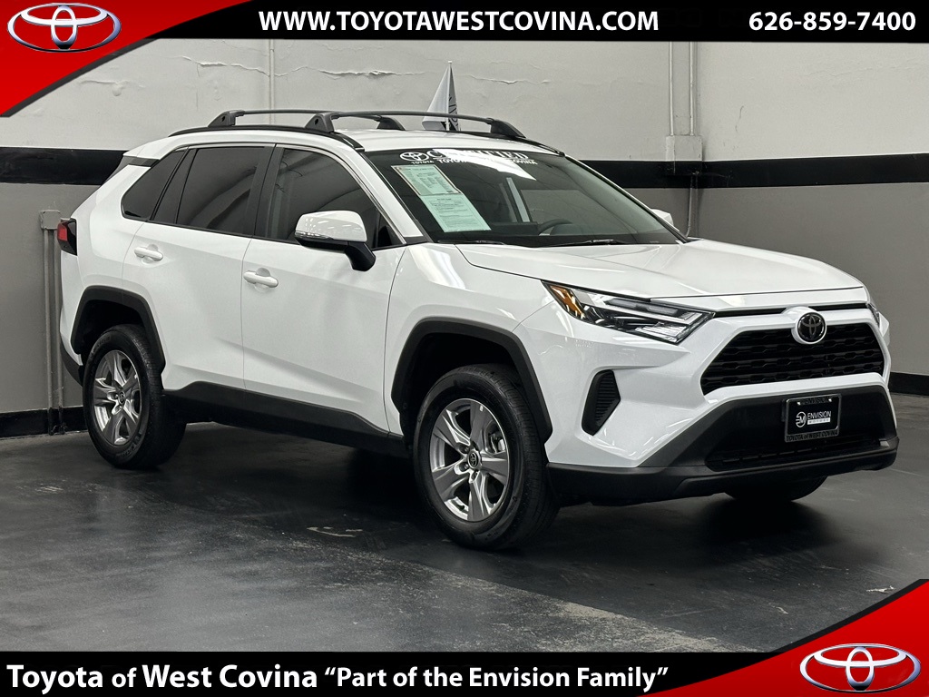 2023 Toyota RAV4 XLE