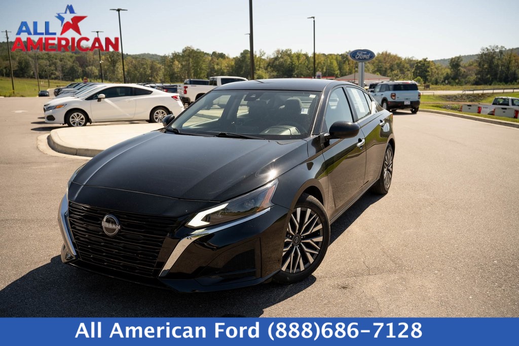 2023 Nissan Altima SV