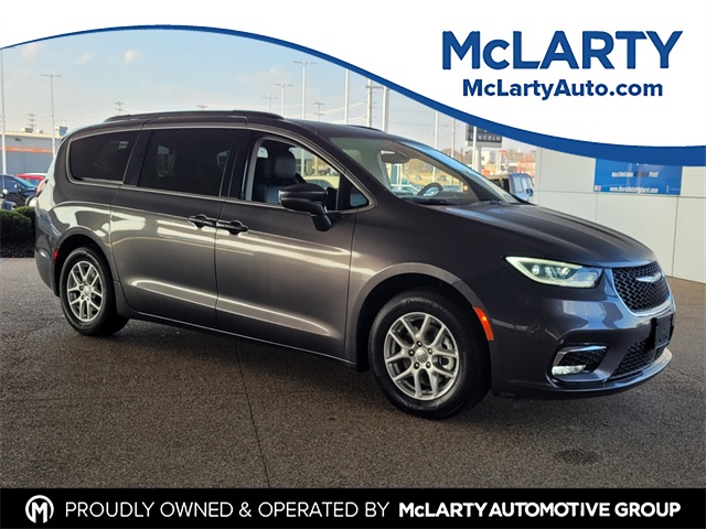 2022 Chrysler Pacifica Touring L 121.6