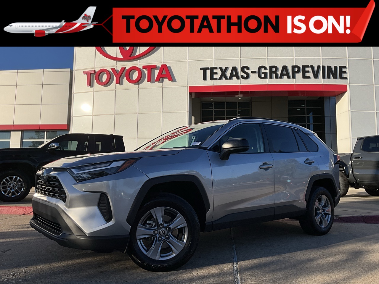 2024 Toyota RAV4 Hybrid LE