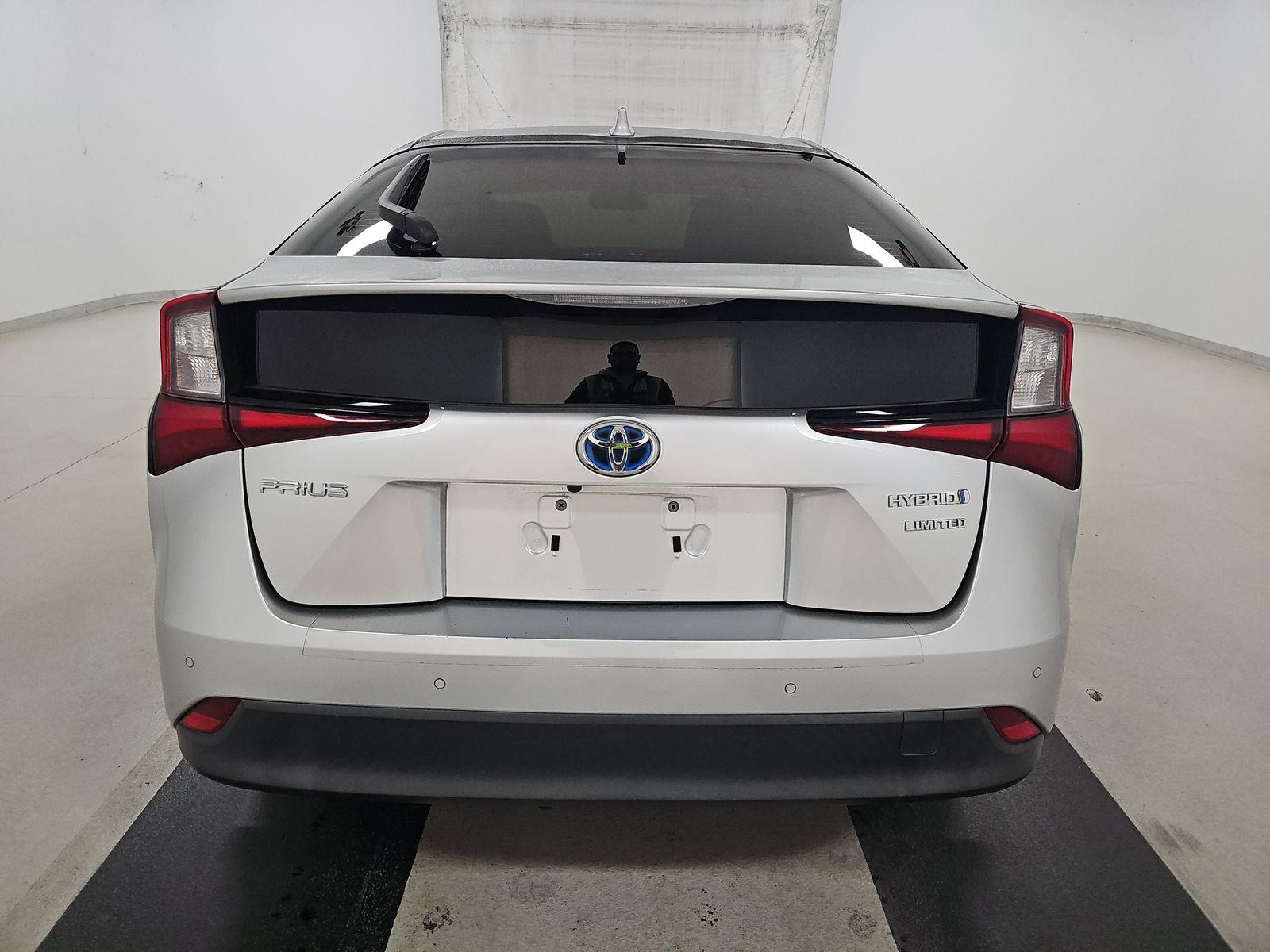 2019 Toyota Prius Limited FWD