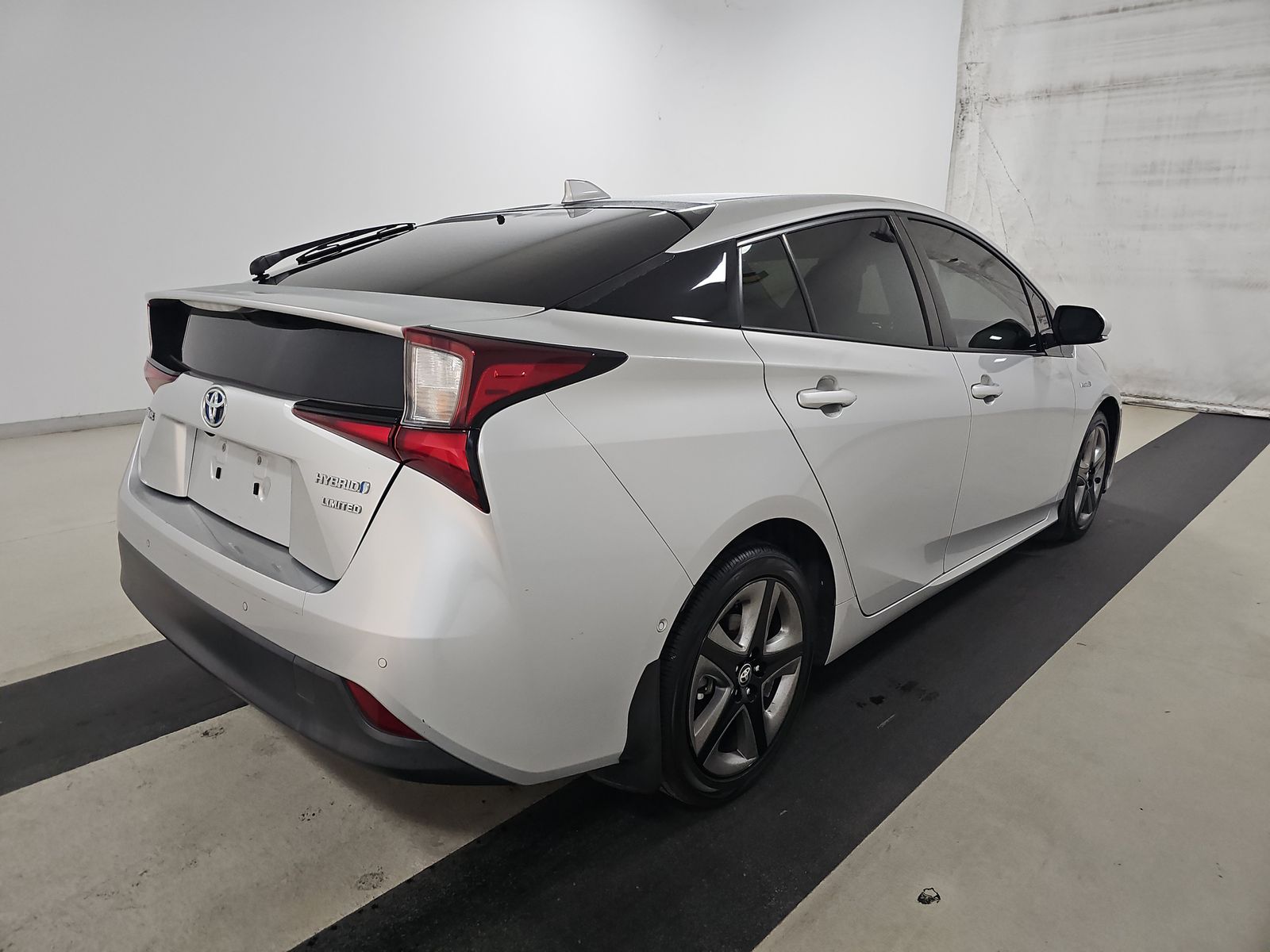 2019 Toyota Prius Limited FWD