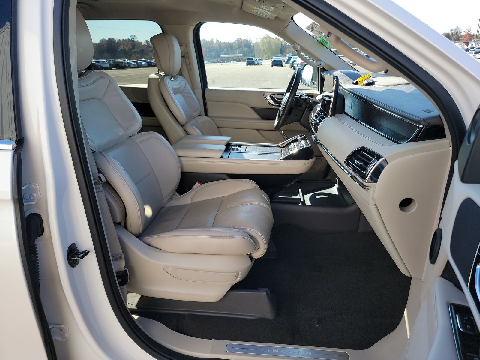 2018 Lincoln Navigator Select RWD