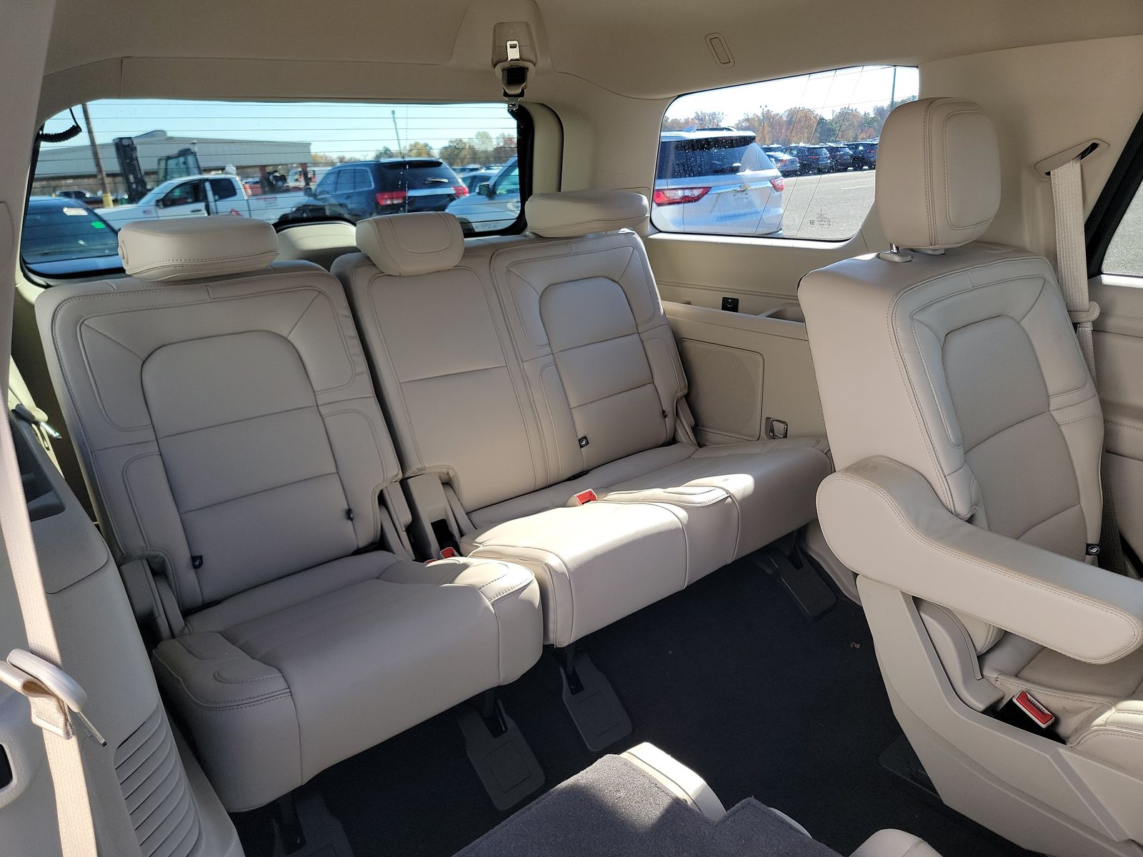 2018 Lincoln Navigator Select RWD