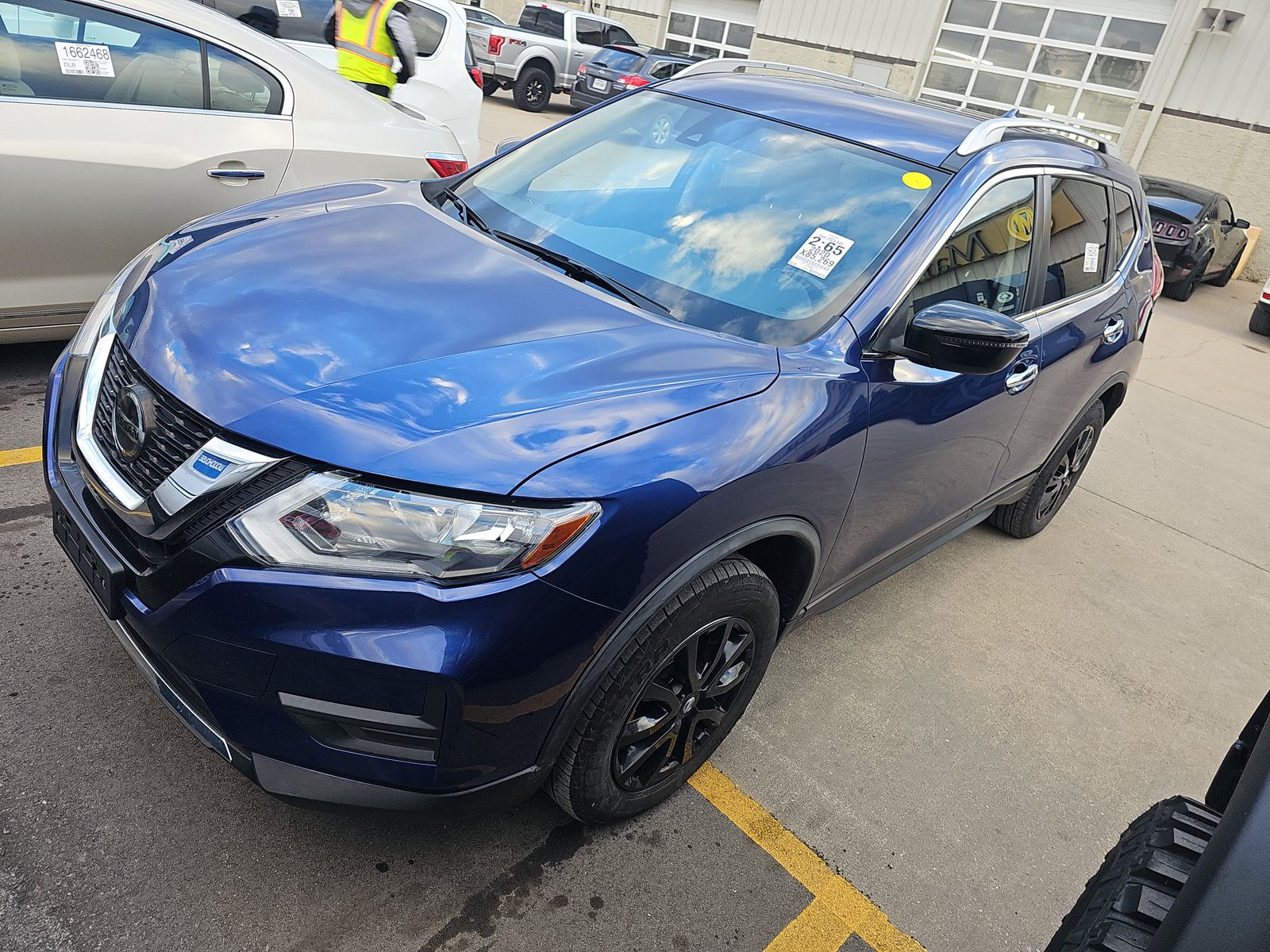 2020 Nissan Rogue SV