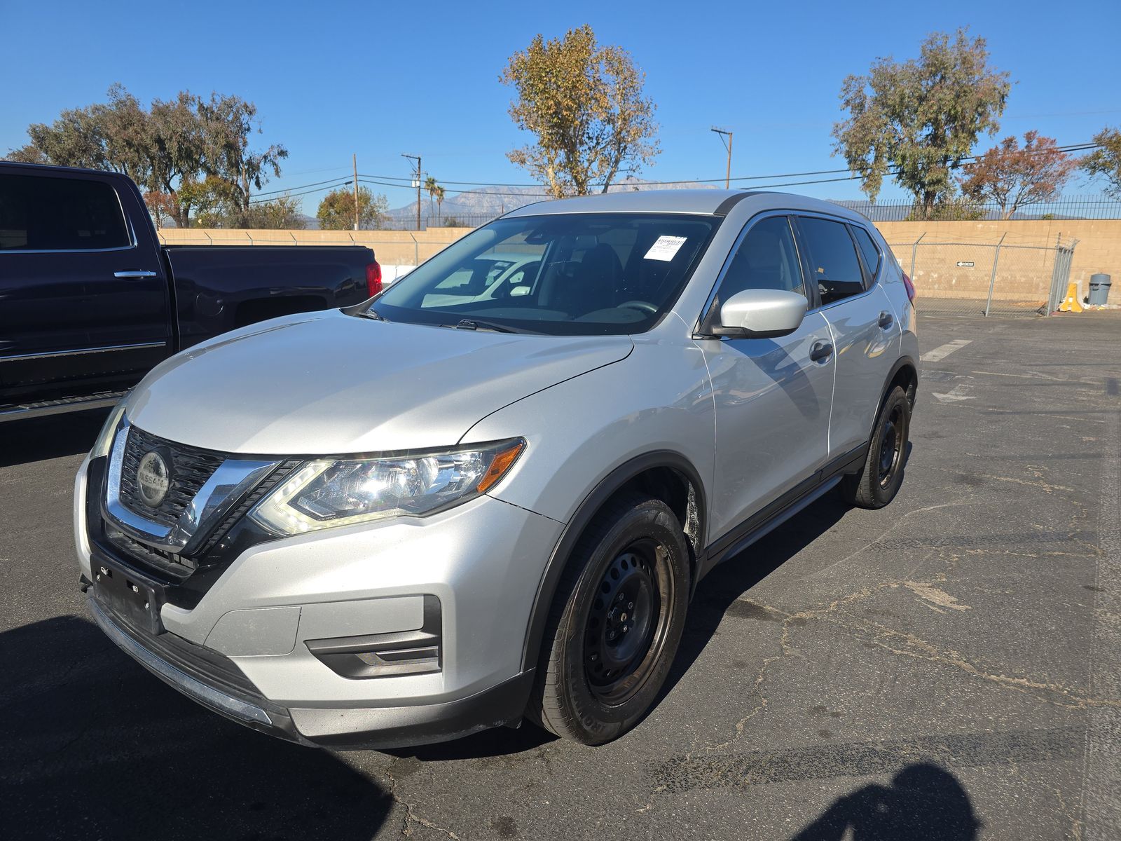 2019 Nissan Rogue S