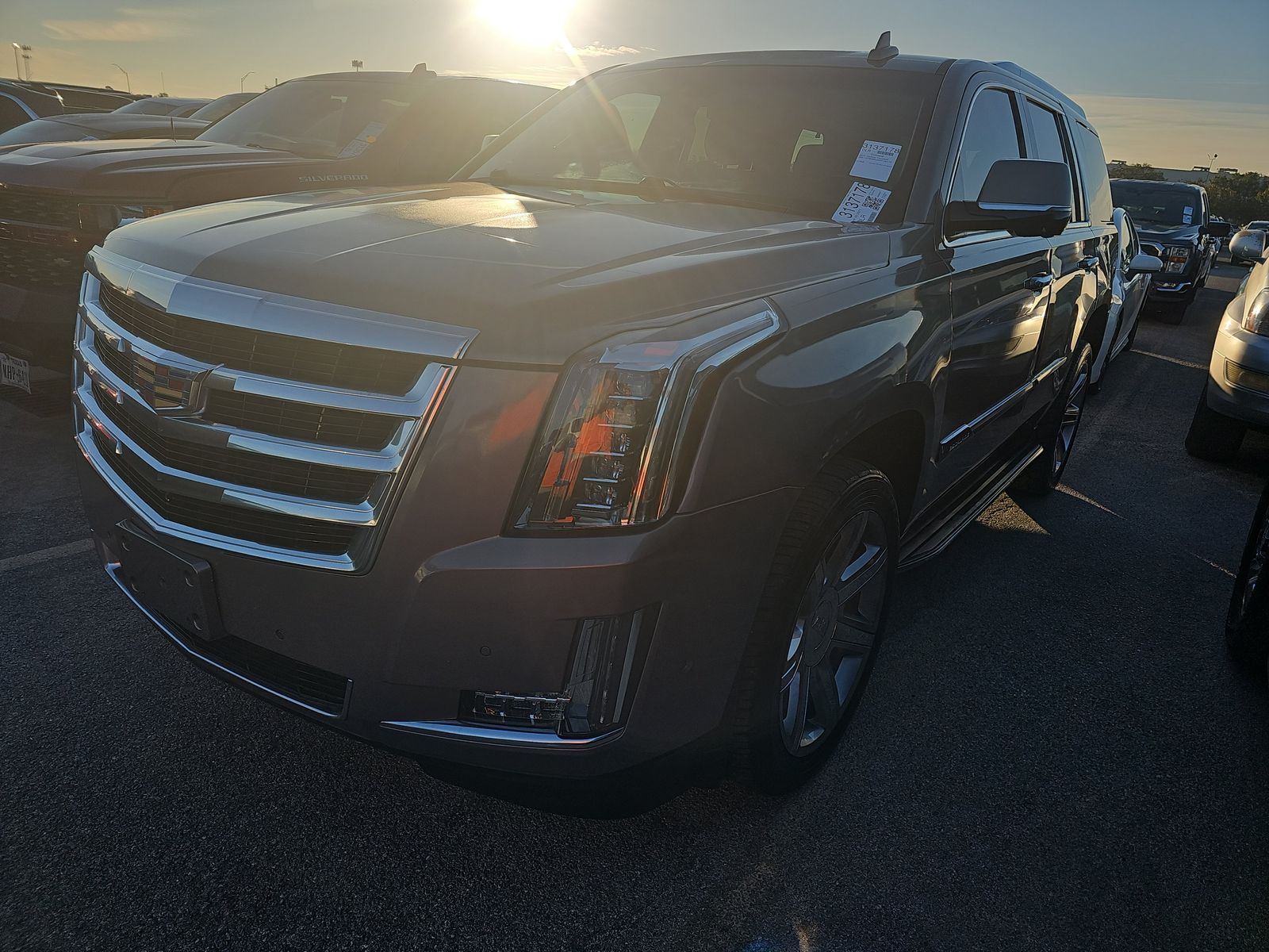 2019 Cadillac Escalade Luxury 1SB