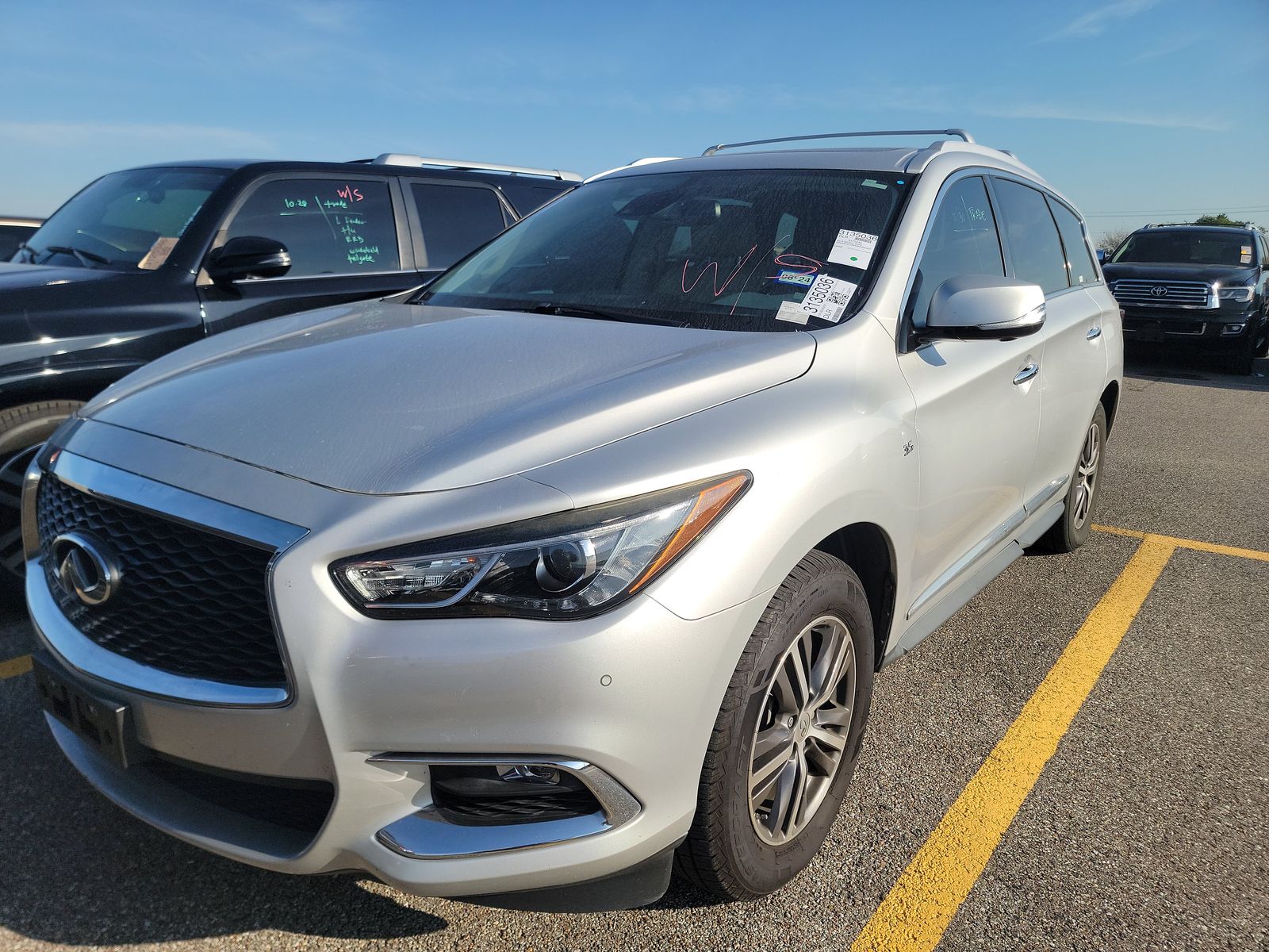2019 INFINITI QX60 LUXE