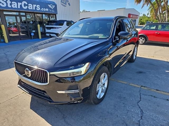 2022 Volvo XC60 B5 Momentum