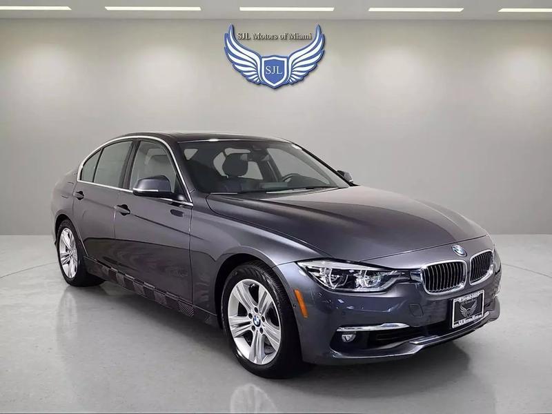 2016 BMW 3 Series Sedan LUXURY LINE