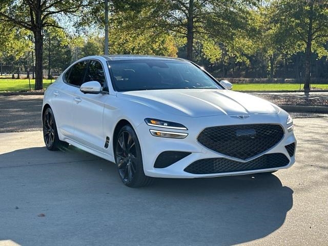 2023 Genesis G70 3.3T Standard