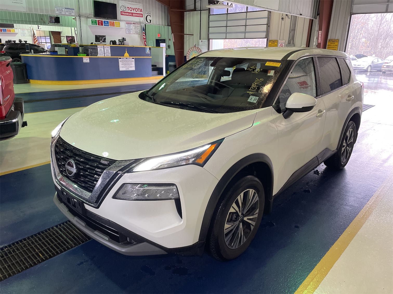 2022 Nissan Rogue SV