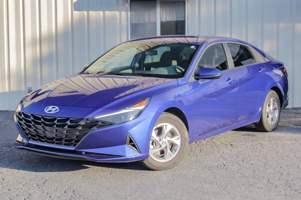 2021 Hyundai Elantra SE