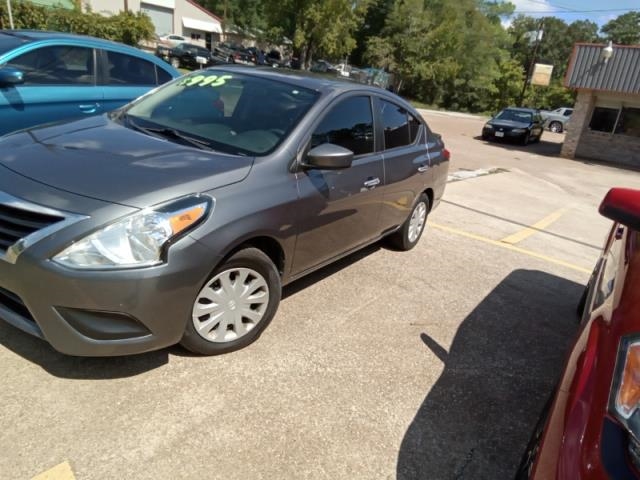 2019 Nissan Versa Sedan SV