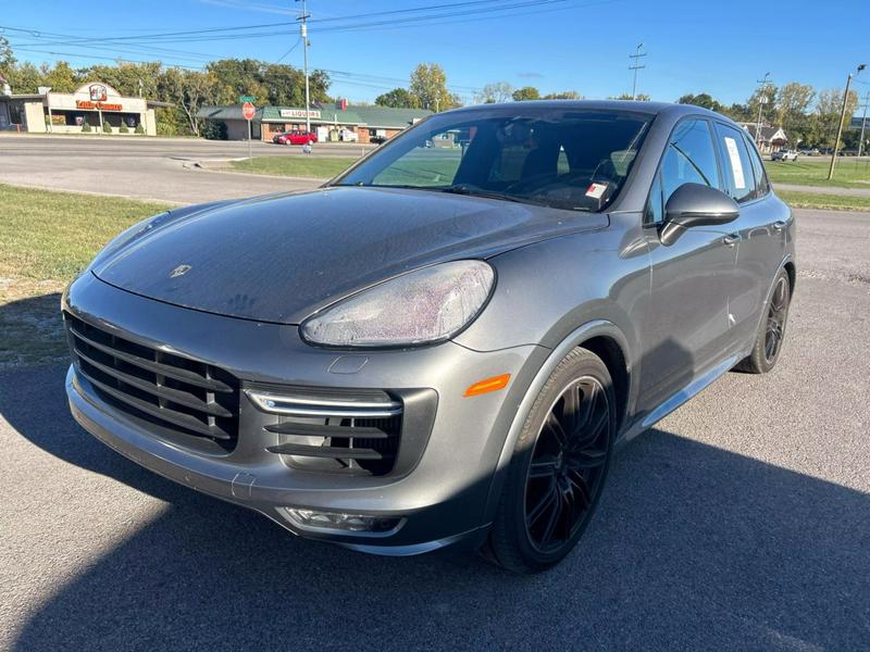 2016 Porsche Cayenne GTS