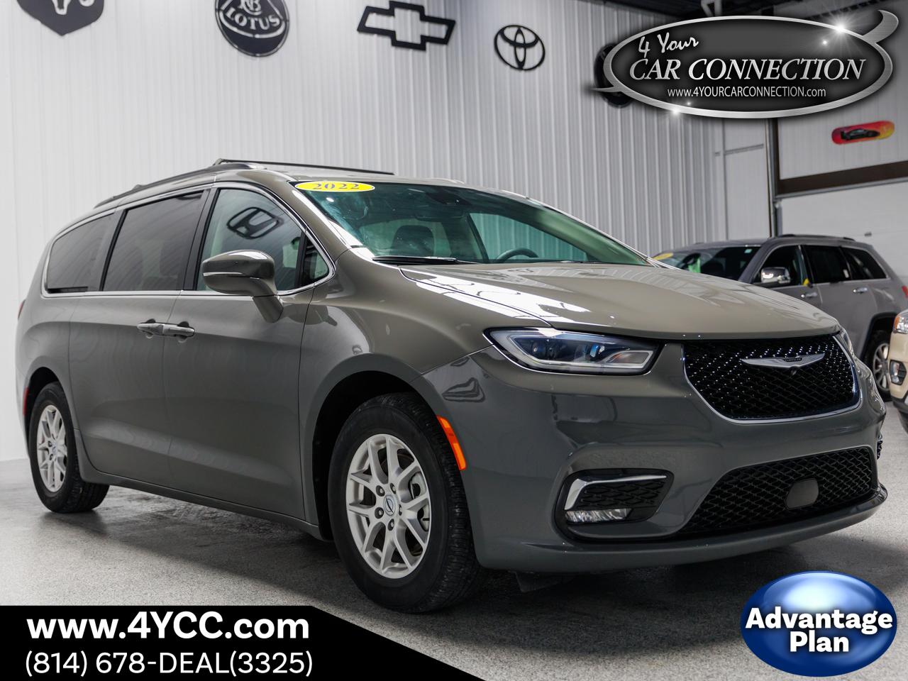 2022 Chrysler Pacifica Touring L 121.6