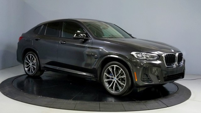 2022 BMW X4 M40i