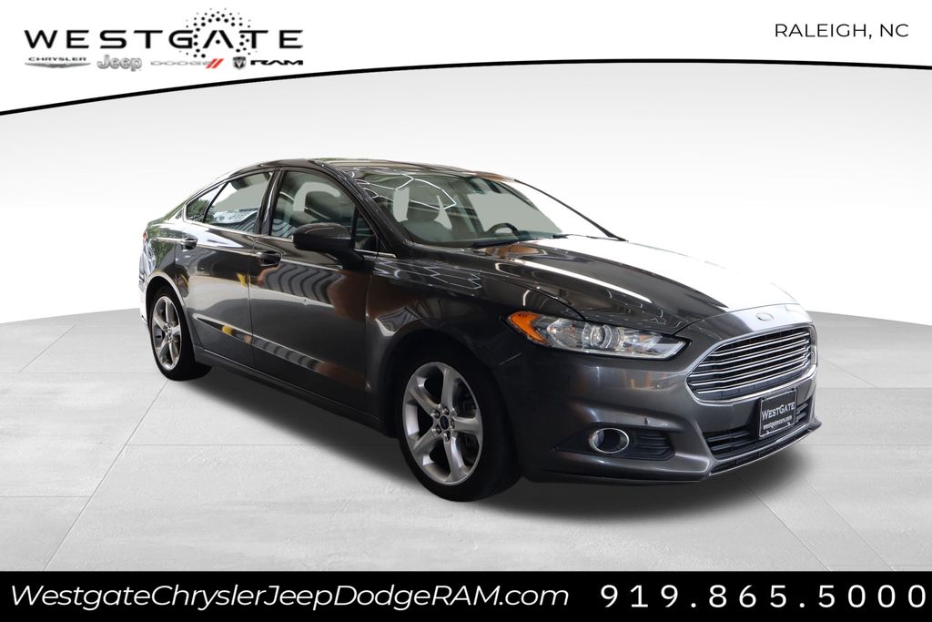 2016 Ford Fusion S