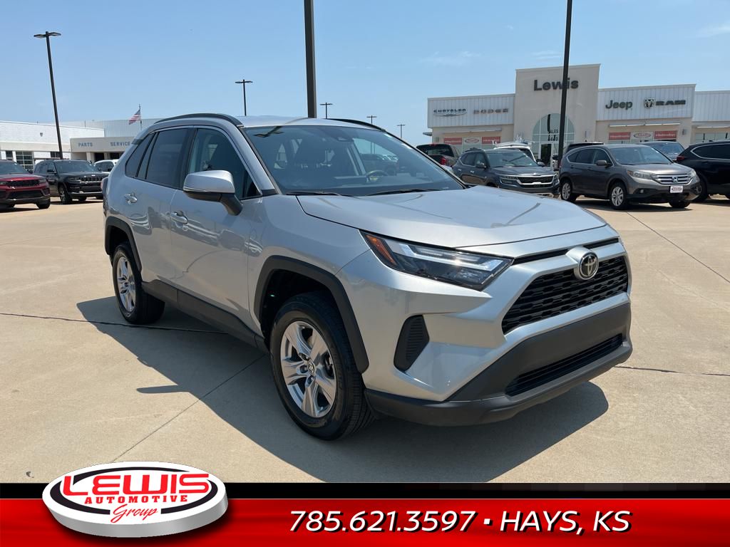 2023 Toyota RAV4 XLE